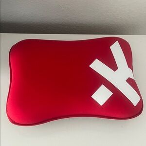 Skross Memory Foam travel Pillow with White Logo